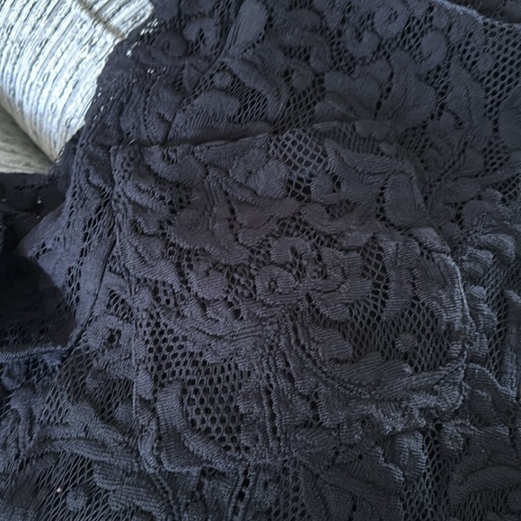 Zara Lace Jacket - Picture 15 of 15